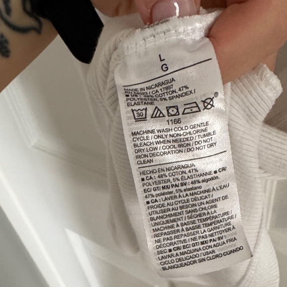 Old Navy Women’s Tank Top with Mickey Mouse Design - Large - Picture 5 of 5